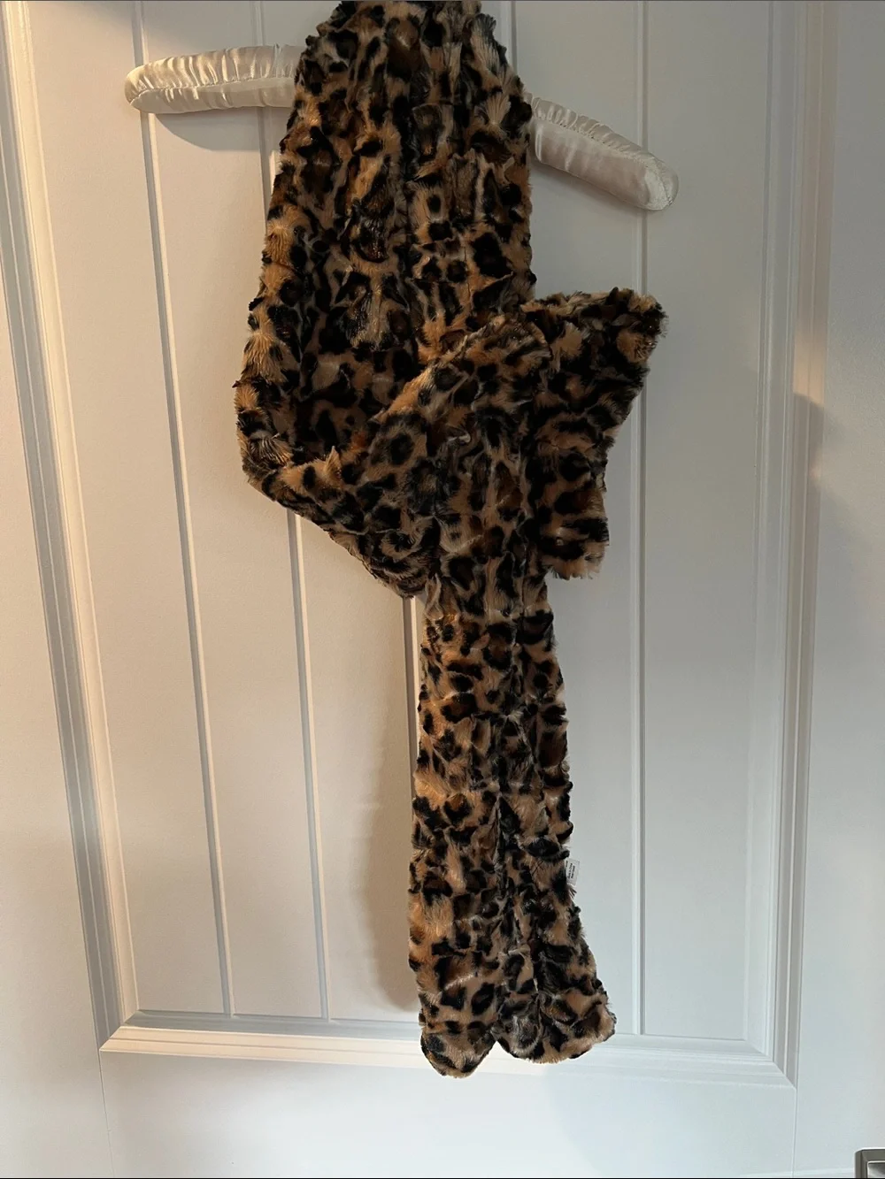 Faux Fur Leopard Print Scarf - Brown & Black